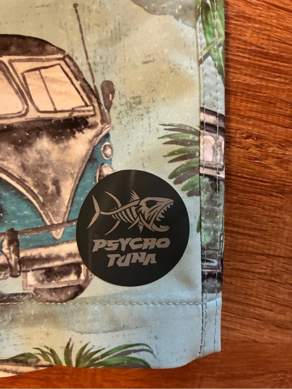 Psycho Tuna NWOT Sz Large Classic Cars Blue Surf Swim Trunks Board Shorts Pool